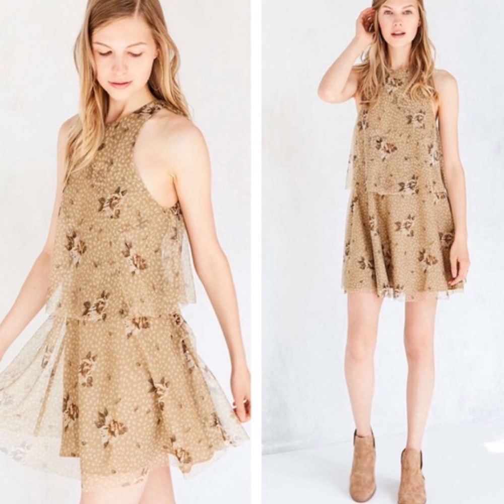 Urban Outfitters Kimchi Blue Mickie Floral Dress